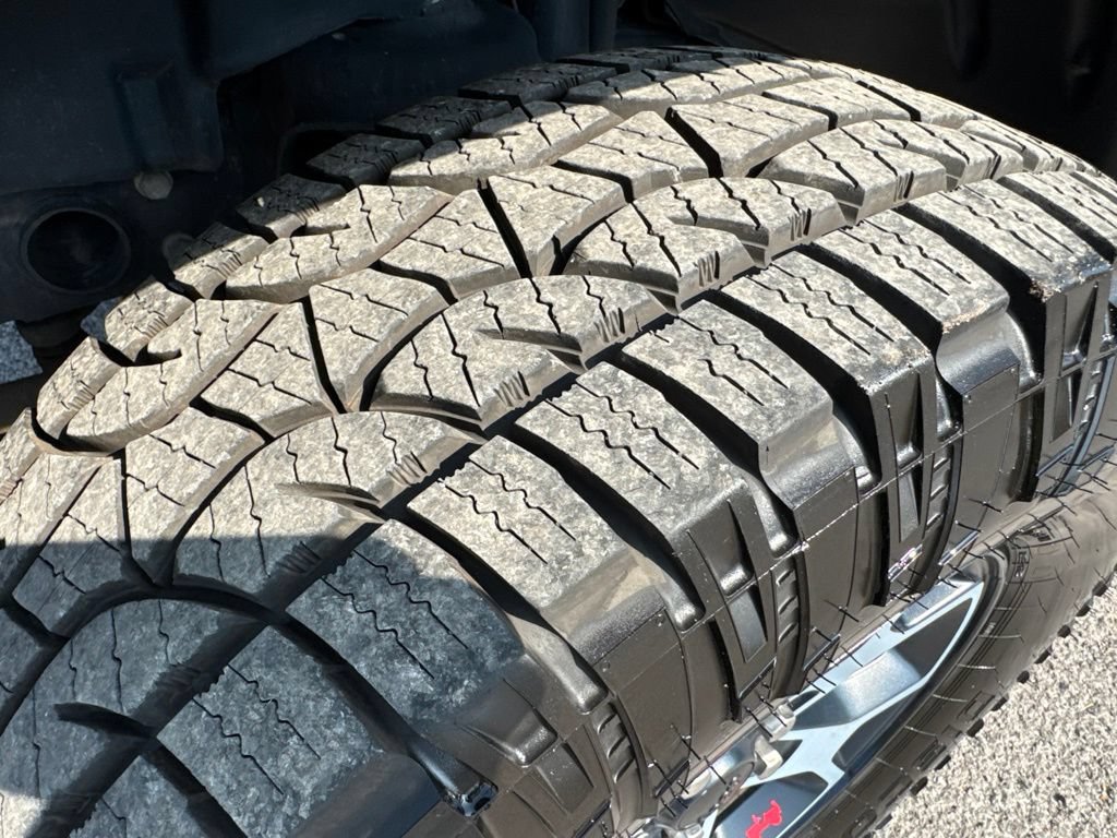 Used 2018 Jeep Wrangler Sport AWD/4WD image 12