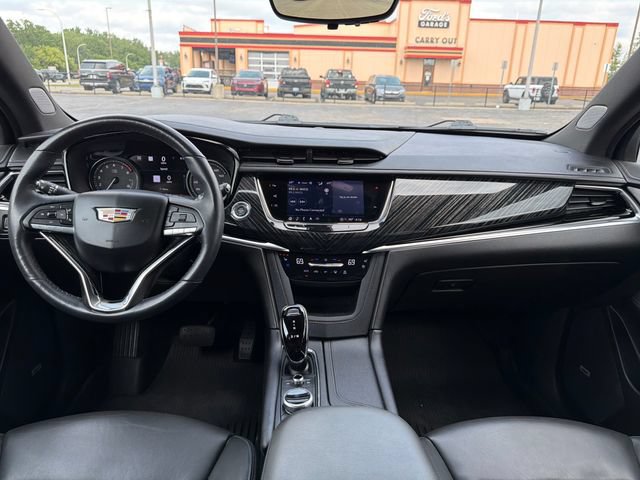 Used 2024 Cadillac XT6 Premium Luxury w/ Technology Package AWD/4WD image 15