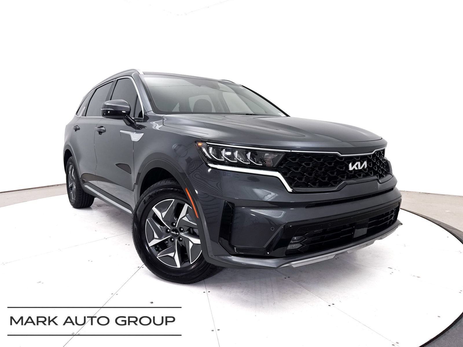 Certified 2023 Kia Sorento EX FWD image 1