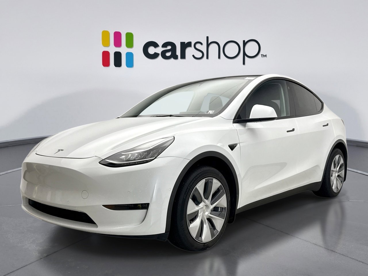 Used 2022 Tesla Model Y Long Range image 1