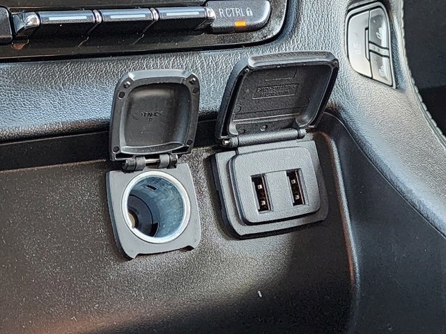 Used 2016 GMC Yukon SLT w/ Open Road Package image 26