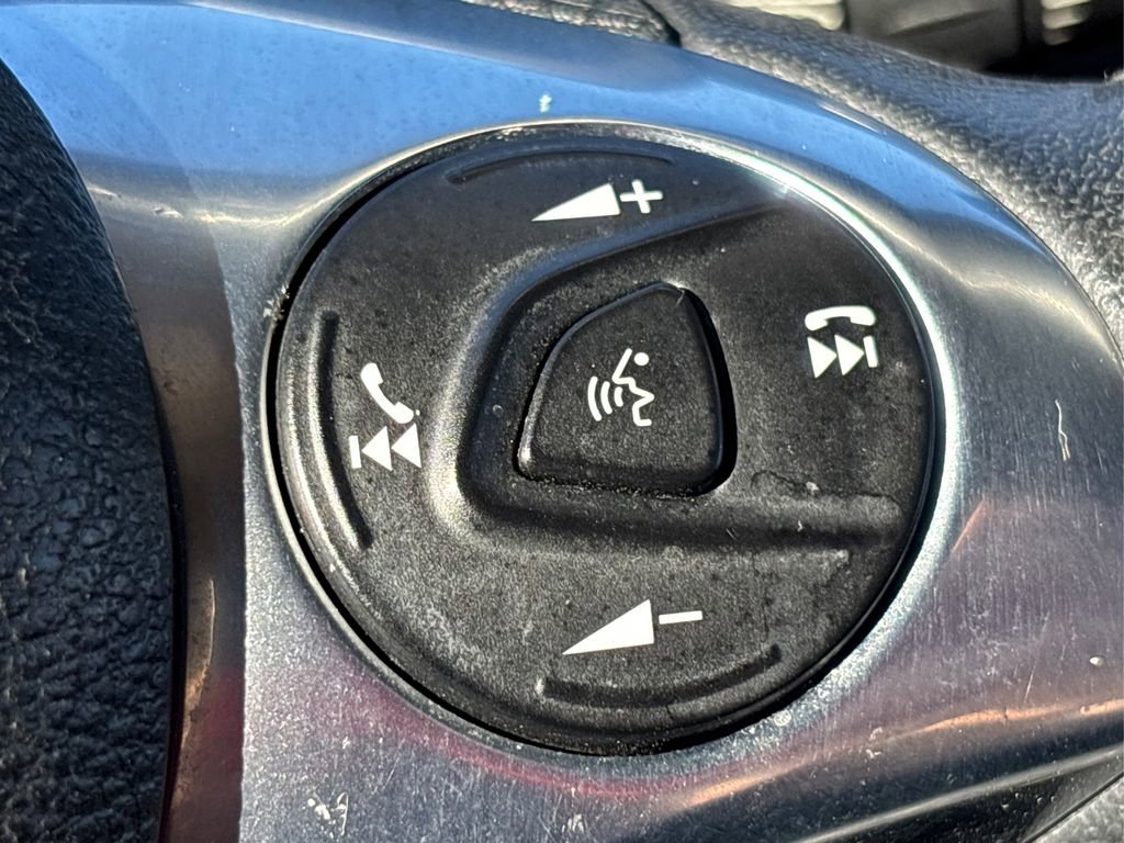 Used 2020 Ford Transit Connect XL image 25