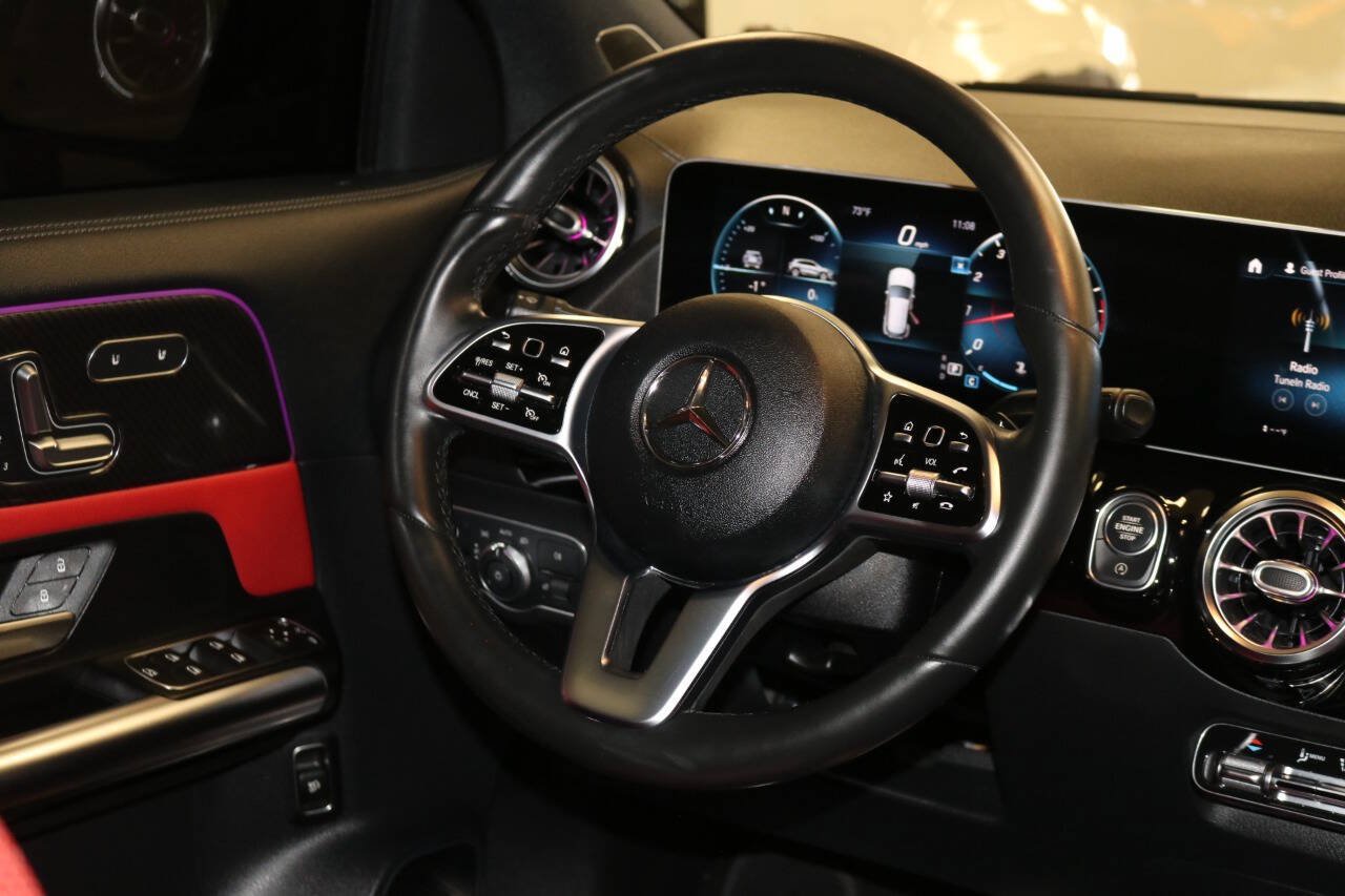 Used 2021 Mercedes-Benz GLA 250 4MATIC image 19