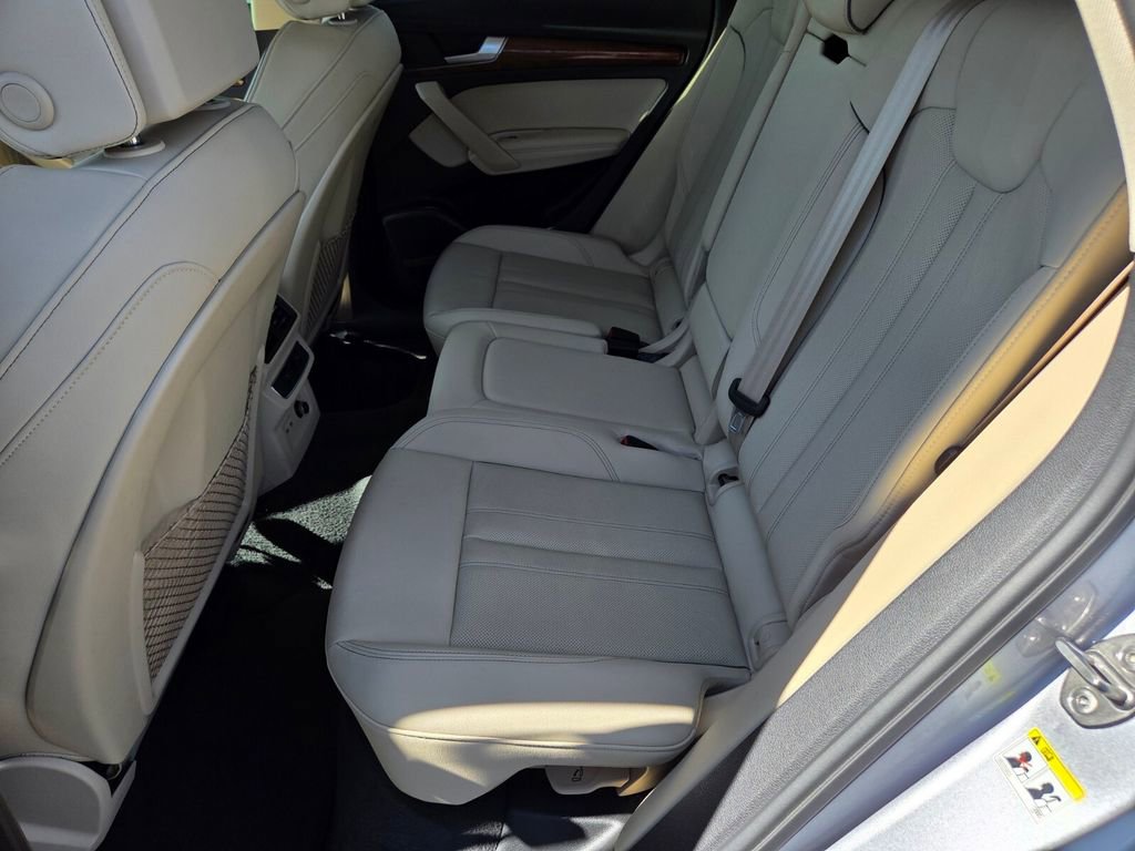 Used 2023 Audi Q5 2.0T Premium Plus w/ Premium Plus Package image 18
