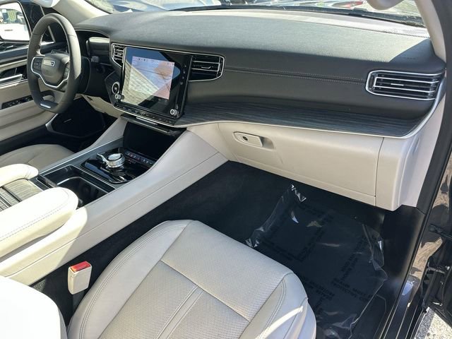 Used 2024 Jeep Wagoneer Series II image 28