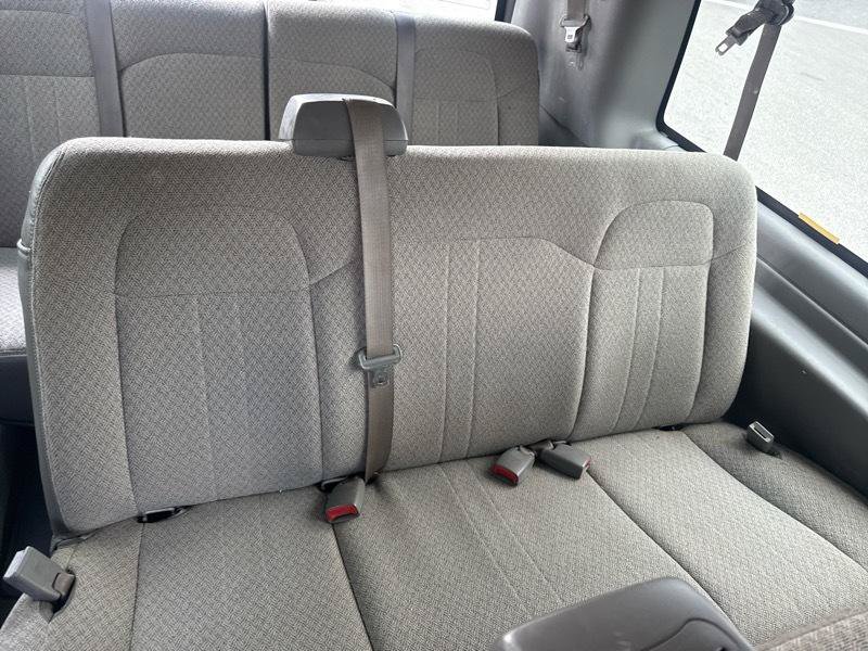 Used 2010 Chevrolet Express 3500 LT w/ LT Preferred Equipment Group RWD image 22