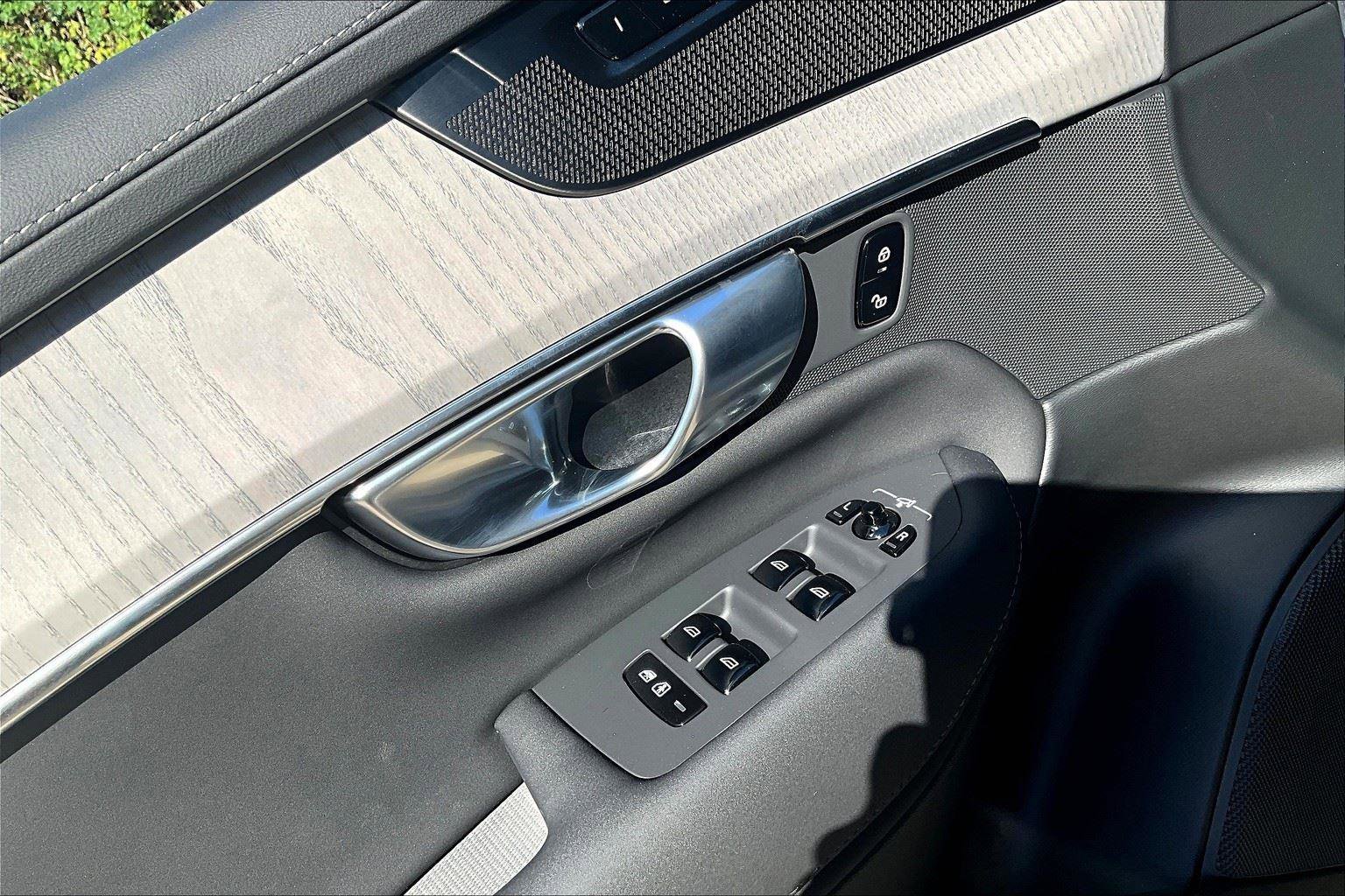 New 2026 Volvo XC90 B5 Ultra w/ Protection Package Premier image 22
