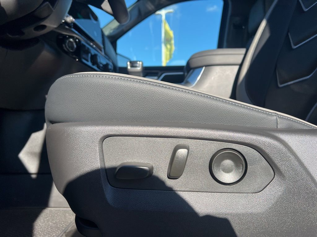 New 2025 Chevrolet Silverado 1500 RST w/ Convenience Package II image 9