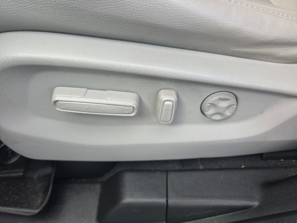 Used 2018 Honda Odyssey EX-L image 16