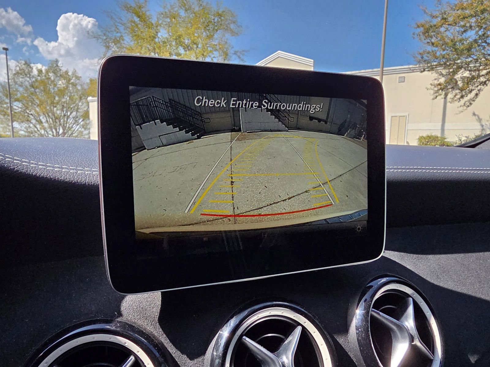 Used 2018 Mercedes-Benz GLA 250 image 36