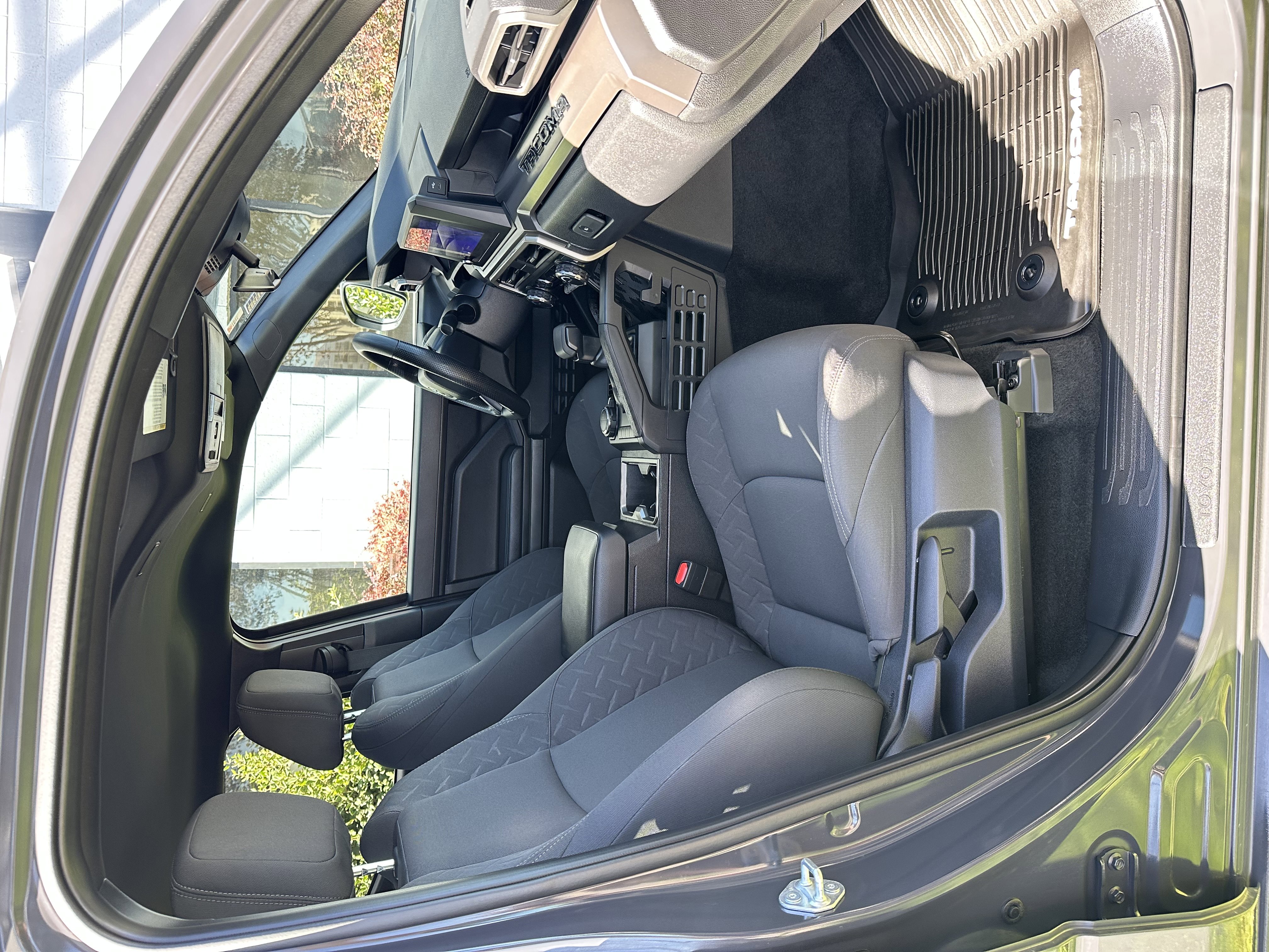 Used 2024 Toyota Tacoma SR5 image 23