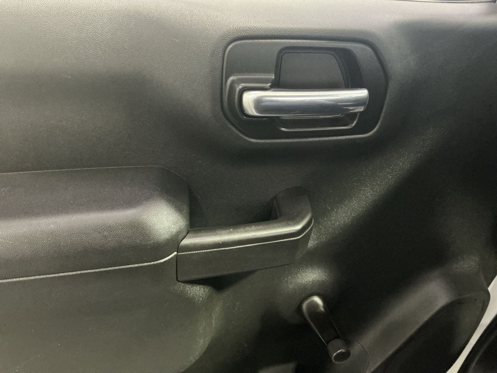 Used 2020 Chevrolet Silverado 1500 W/T AWD/4WD image 16