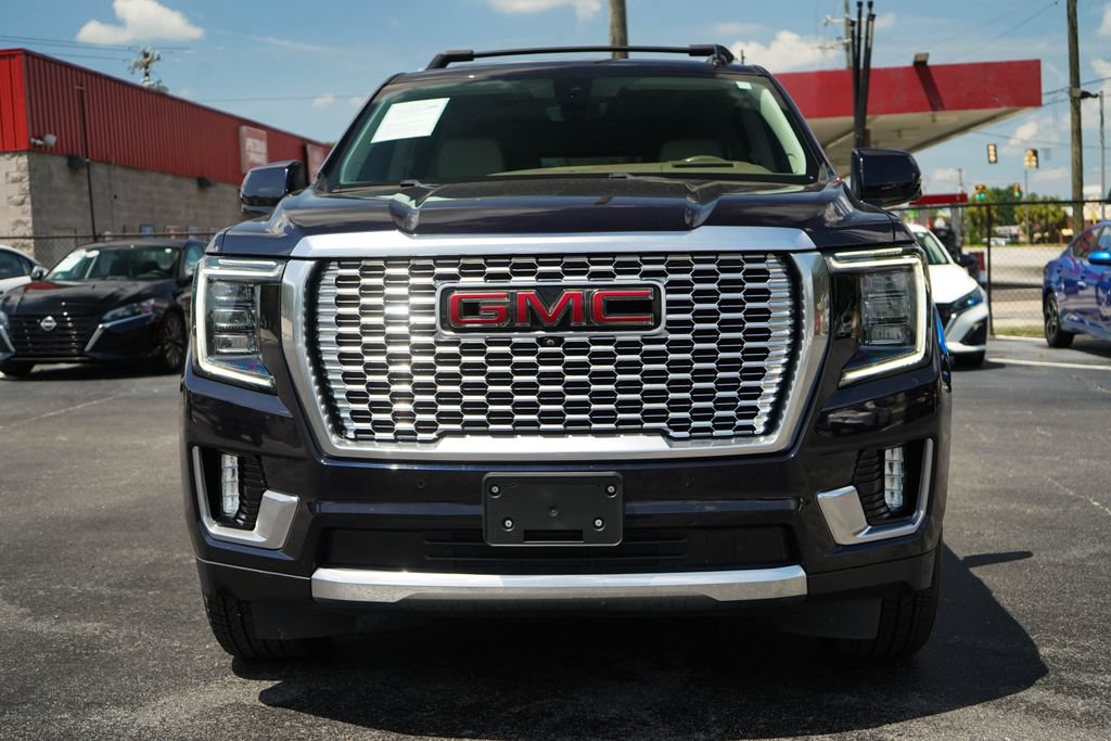 Used 2021 GMC Yukon XL Denali w/ Denali Premium Package AWD/4WD image 19
