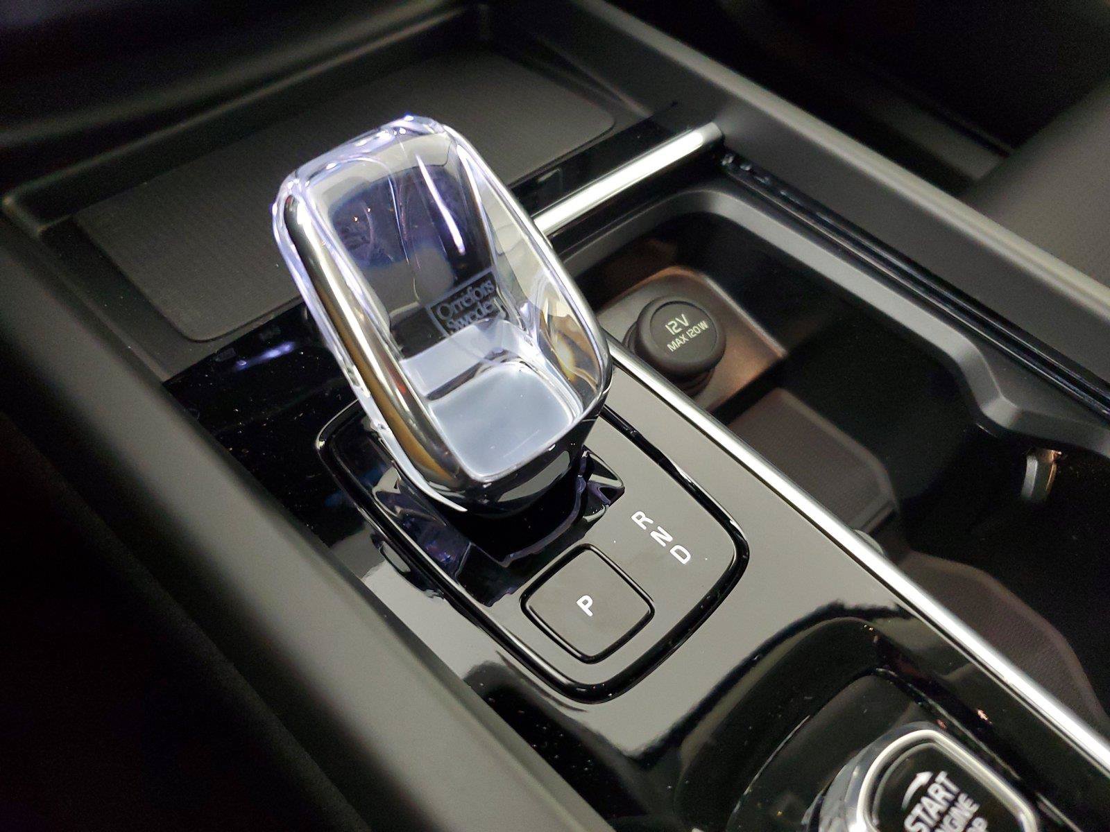 New 2027 Volvo XC60 B5 Ultra AWD/4WD image 32