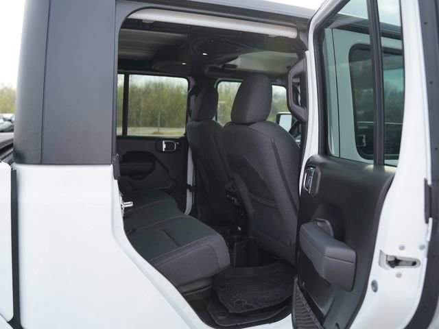 Certified 2024 Jeep Gladiator Sport image 21