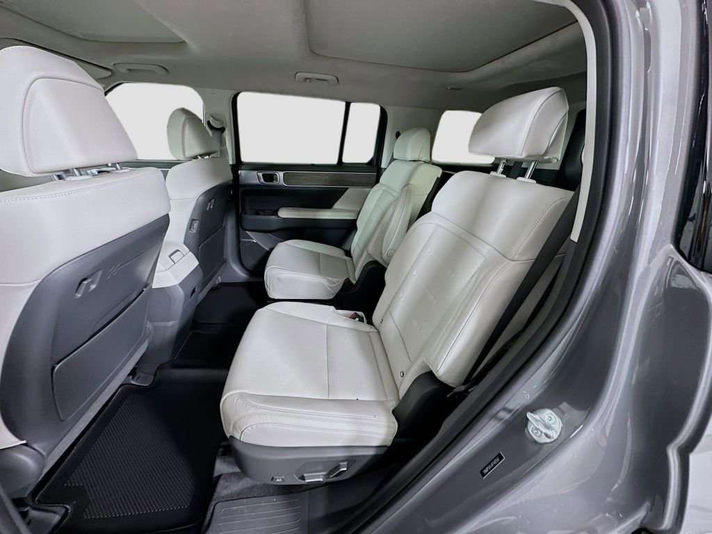 New 2026 Hyundai Santa Fe Calligraphy image 17