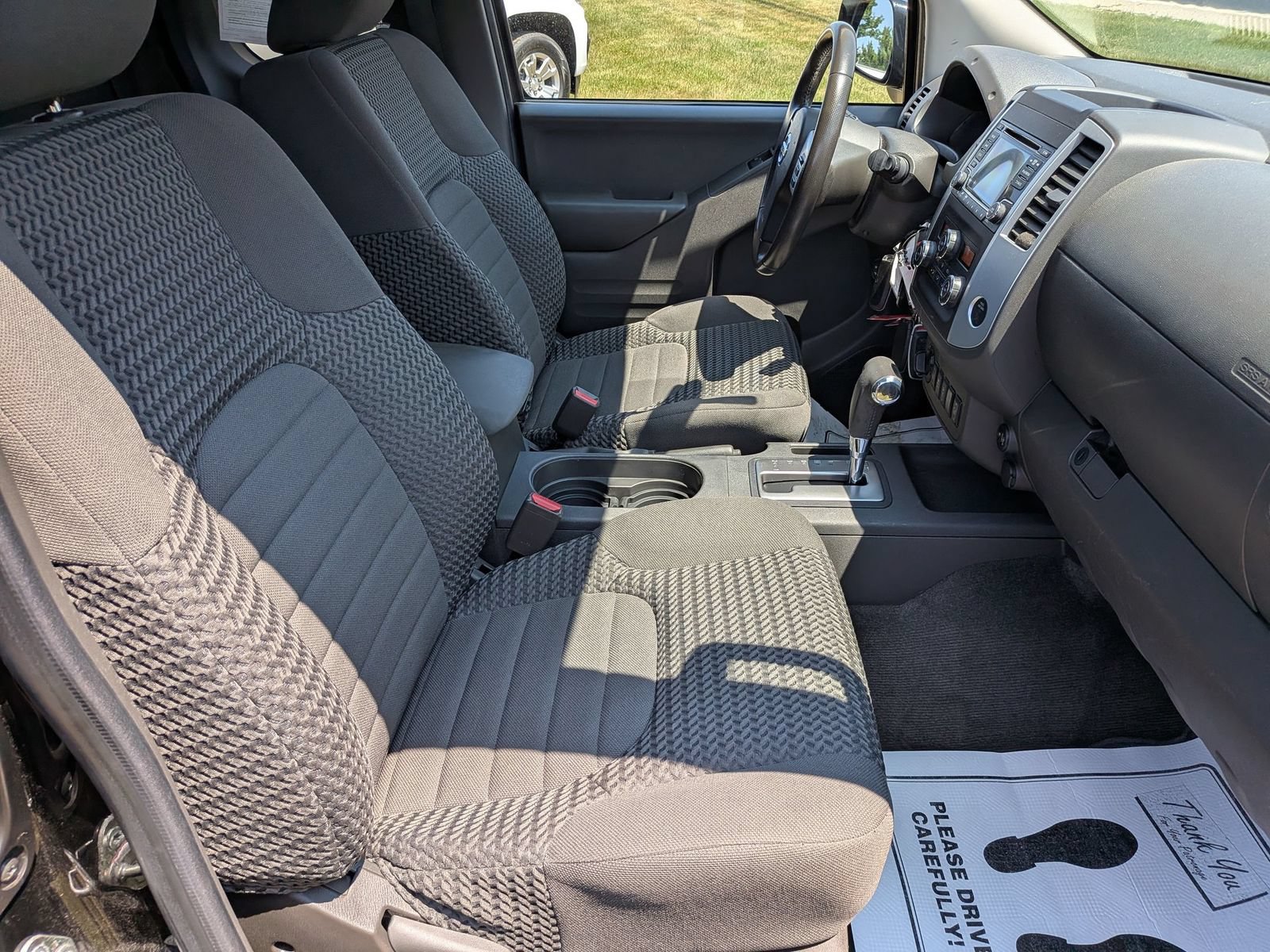Certified 2018 Nissan Frontier SV w/ Value Truck Package AWD/4WD image 27