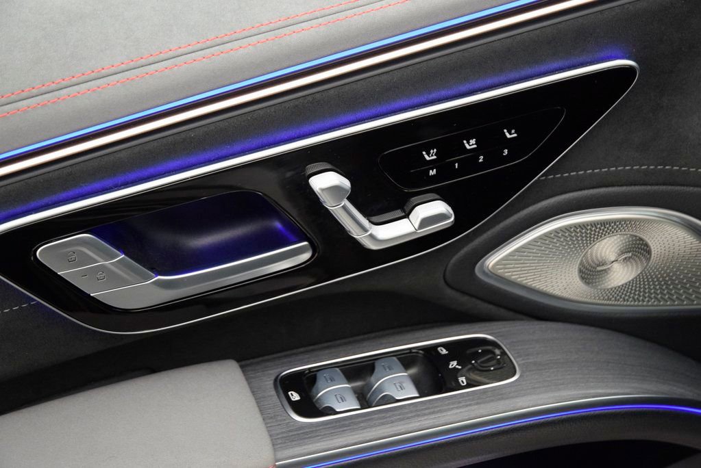 Certified 2023 Mercedes-Benz EQS 580 4MATIC Sedan image 22