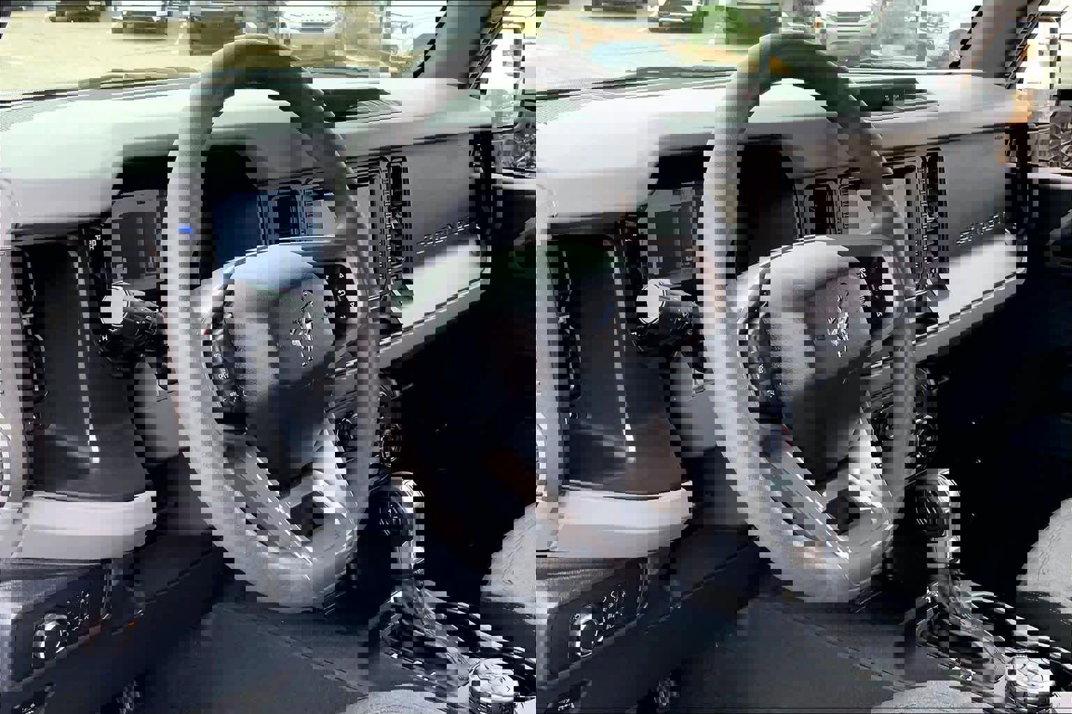 Used 2022 Ford Bronco 4-Door image 16