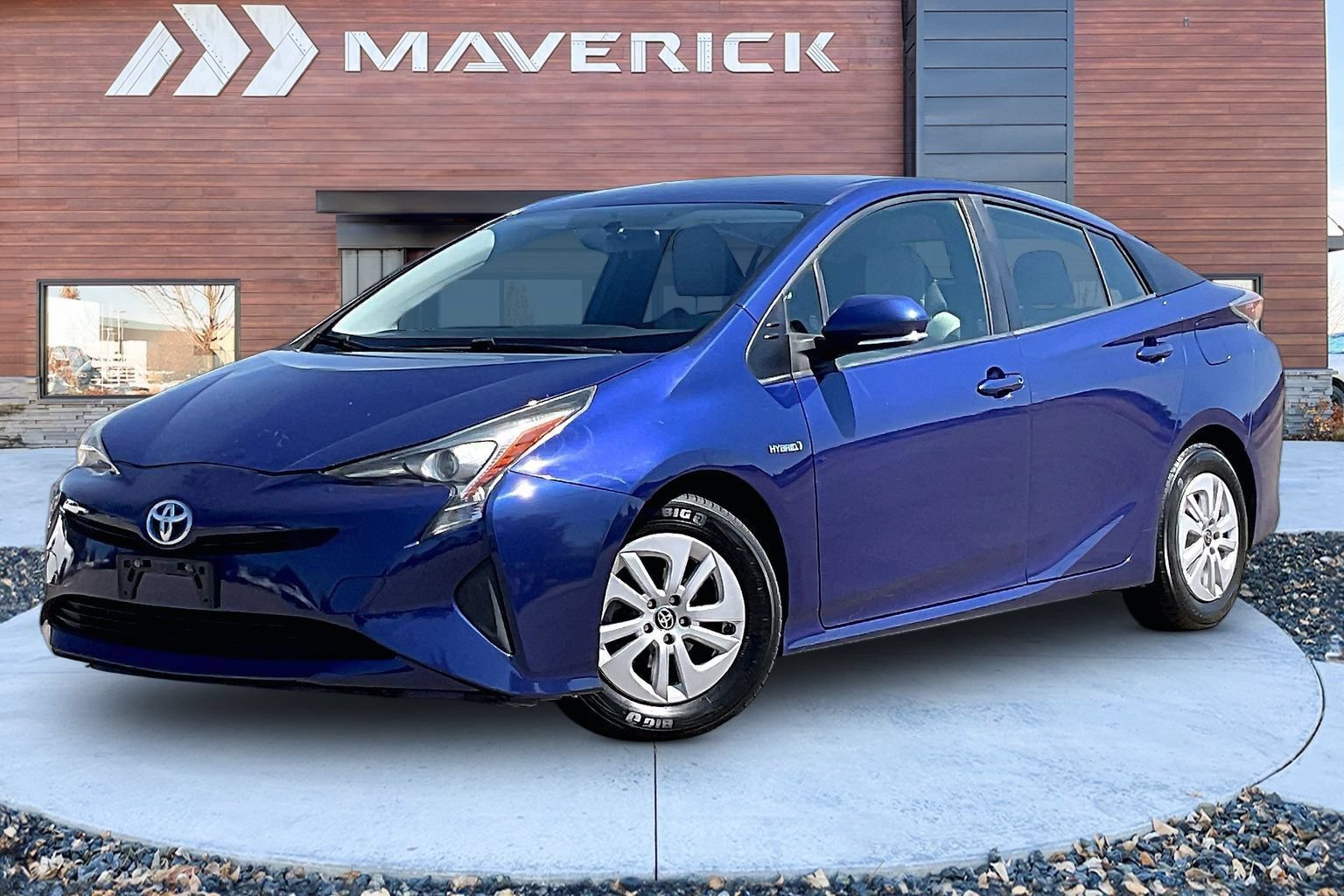 Used 2016 Toyota Prius Two FWD image 3