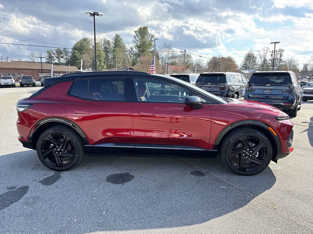 New 2026 Chevrolet Equinox EV RS image 9