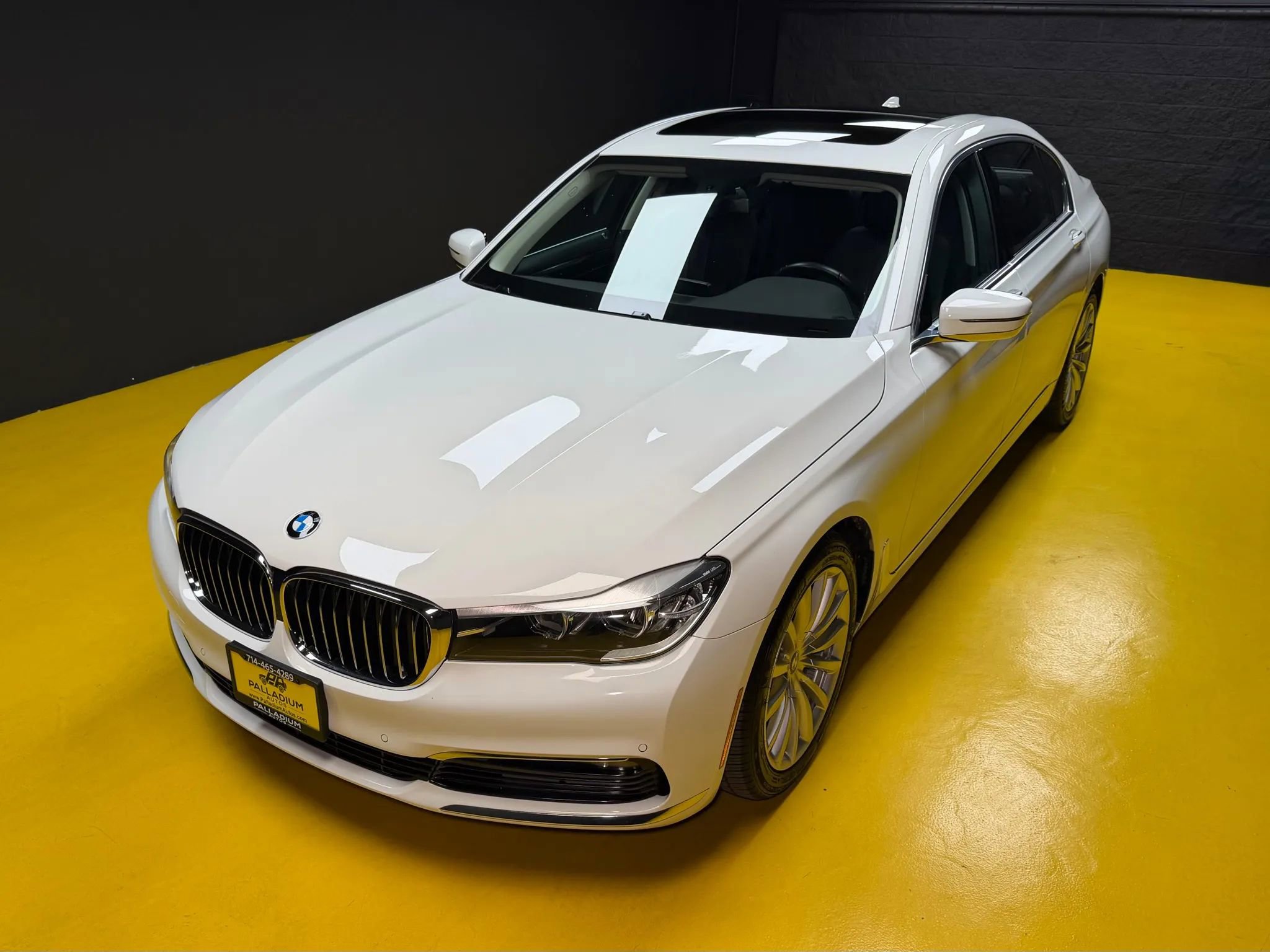 Used 2016 BMW 740i RWD image 56