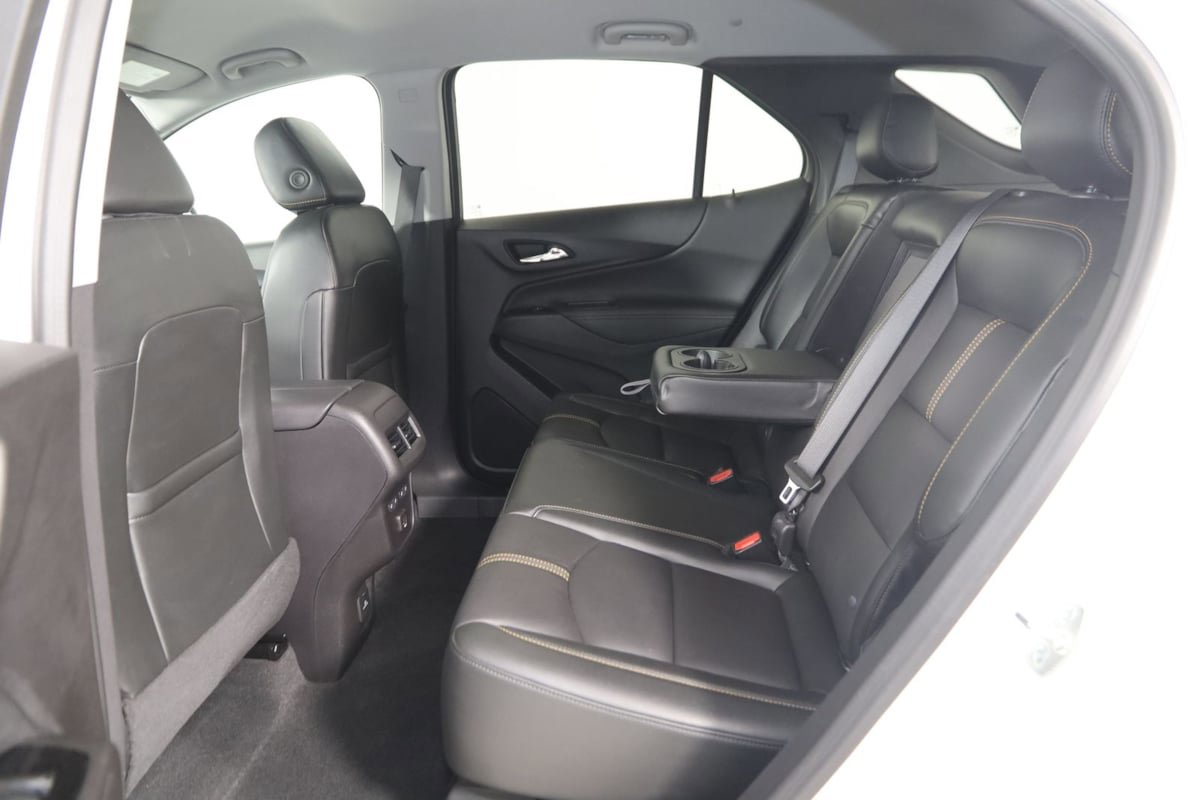 Used 2024 Chevrolet Equinox Premier AWD/4WD image 44