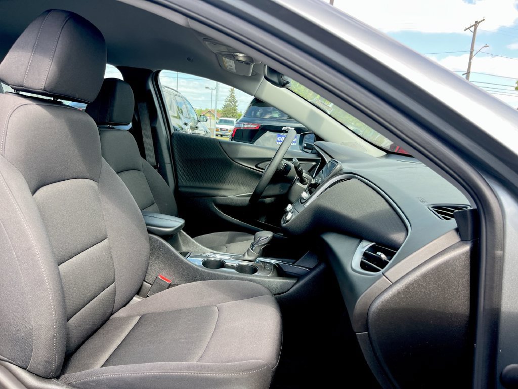 Used 2024 Chevrolet Malibu LT FWD image 22