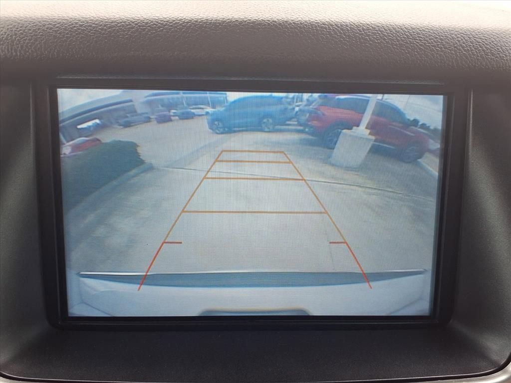 Used 2018 Chevrolet Suburban Premier image 12