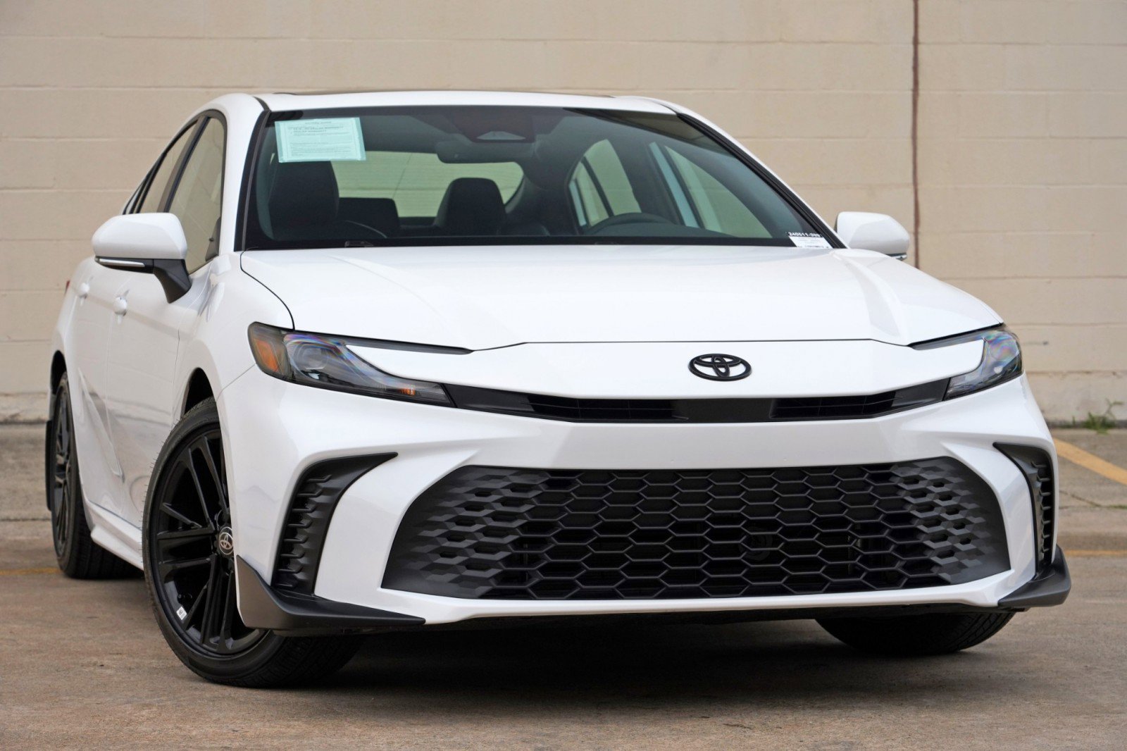 Used 2026 Toyota Camry SE w/ Multimedia Upgrade Package FWD image 2