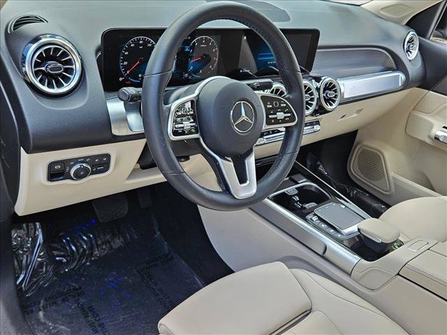 Used 2022 Mercedes-Benz GLB 250 image 10