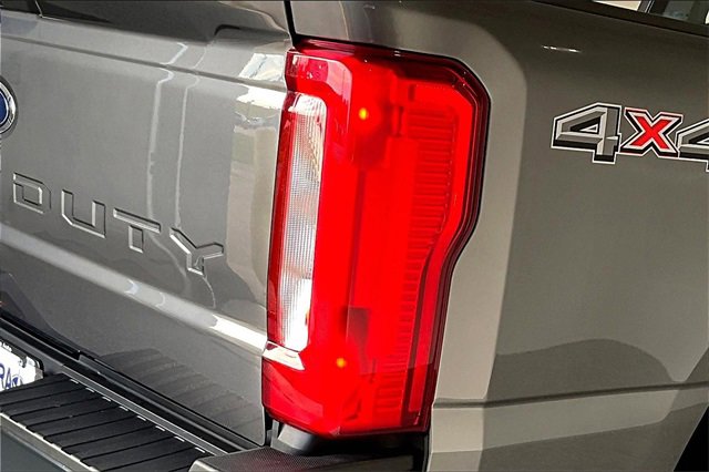 Used 2023 Ford F250 XL w/ Snow Plow Prep Package image 23