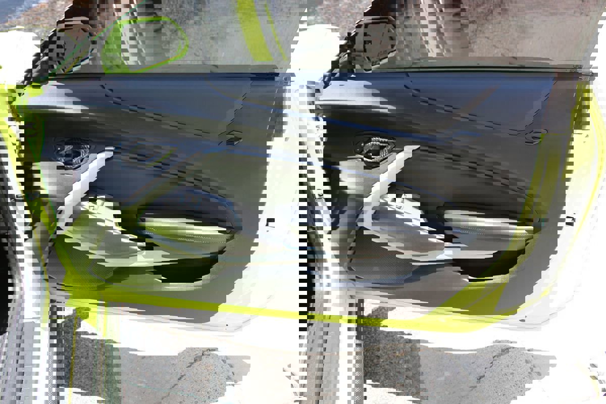 Used 2019 Chevrolet Camaro SS image 15