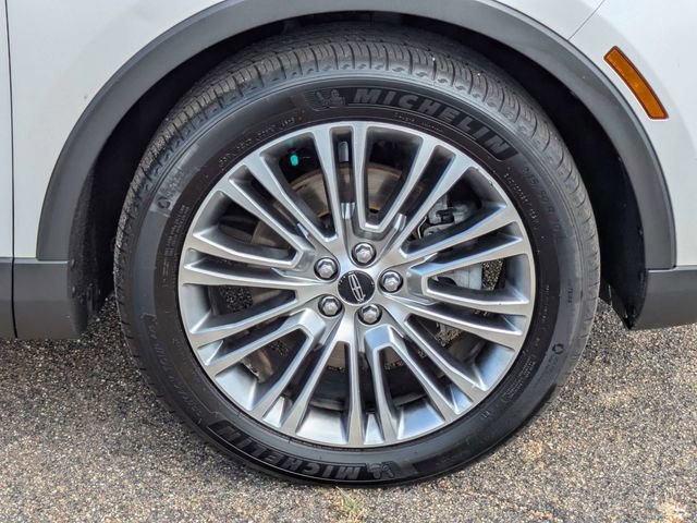 Used 2018 Lincoln MKX Reserve FWD image 11