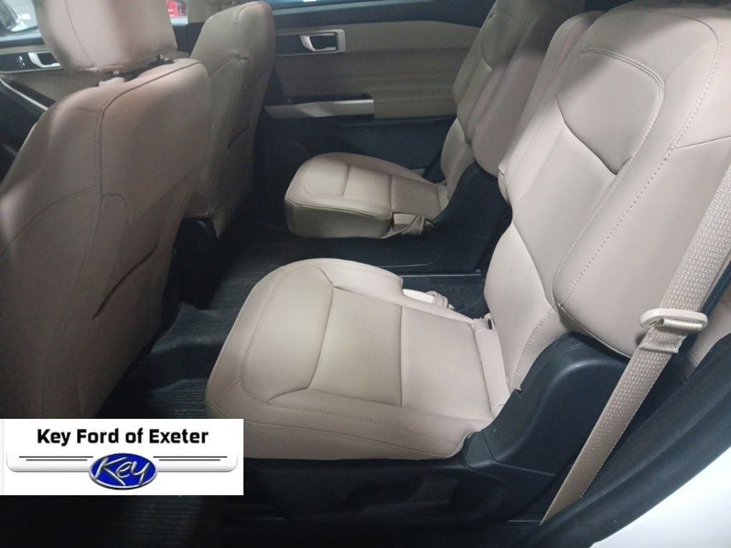 Used 2023 Ford Explorer XLT w/ Equipment Group 202A image 19