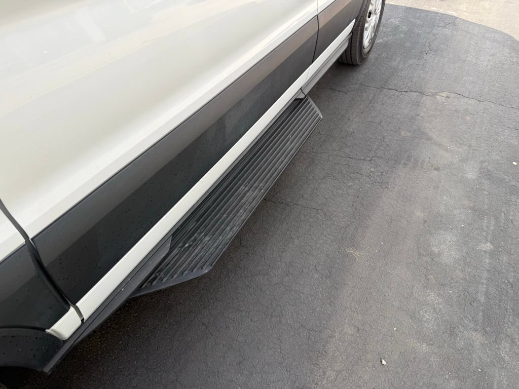 Used 2019 Ford Transit 150 XLT RWD image 51