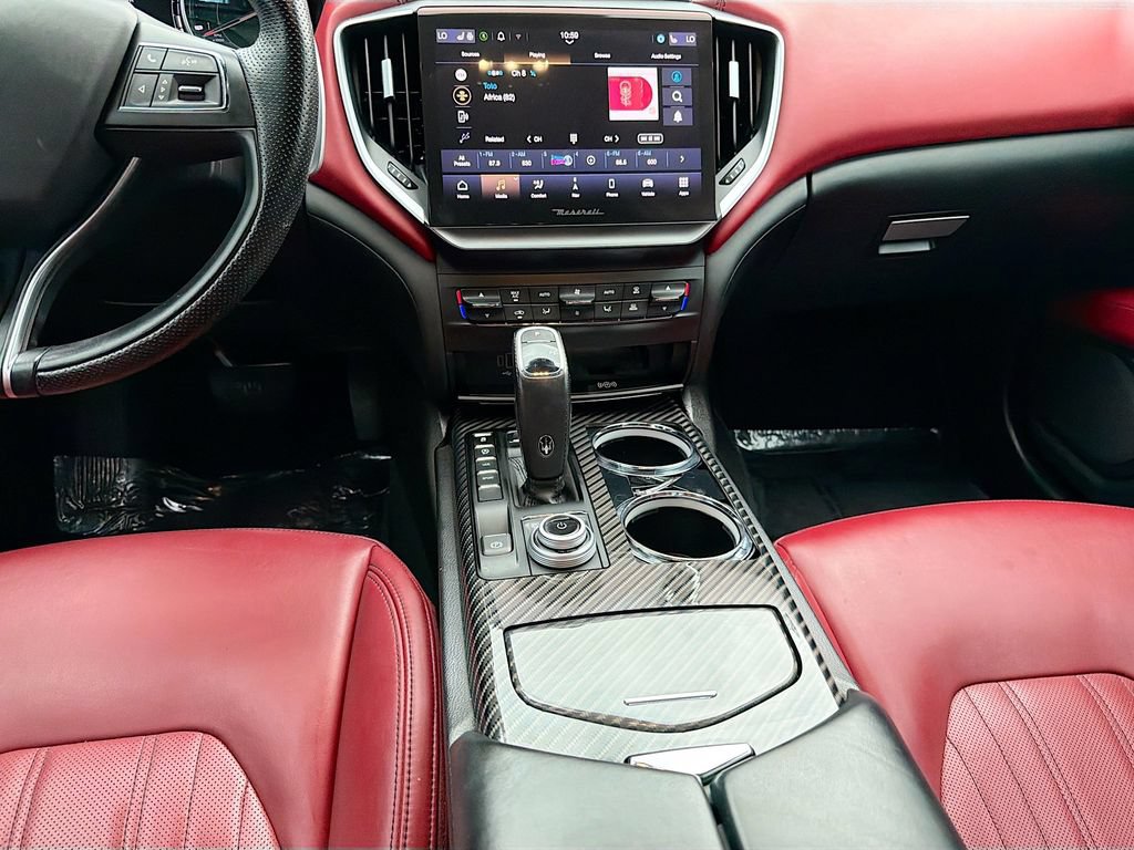 Used 2022 Maserati Ghibli Modena Q4 AWD/4WD image 18
