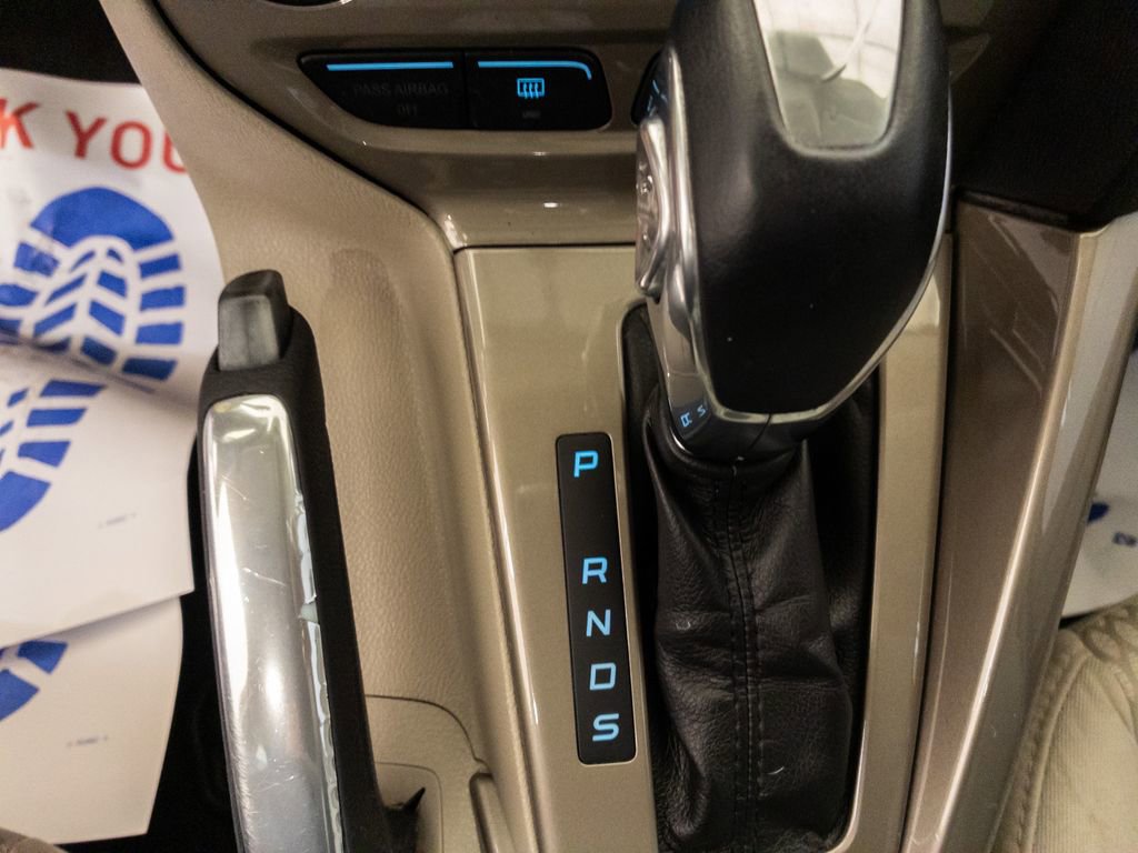 Used 2012 Ford Focus SEL image 17