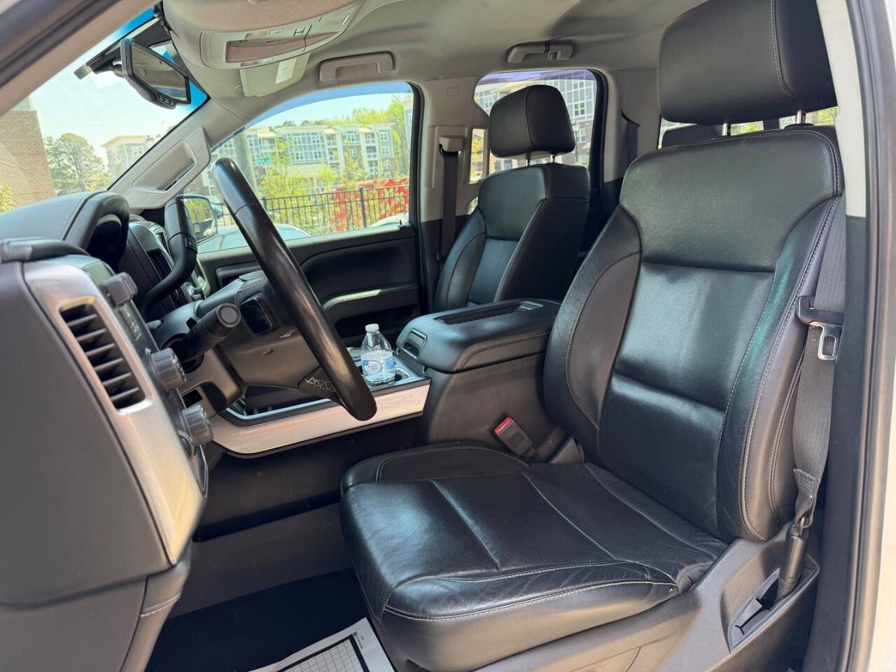 Used 2018 Chevrolet Silverado 1500 LTZ Z71 image 9