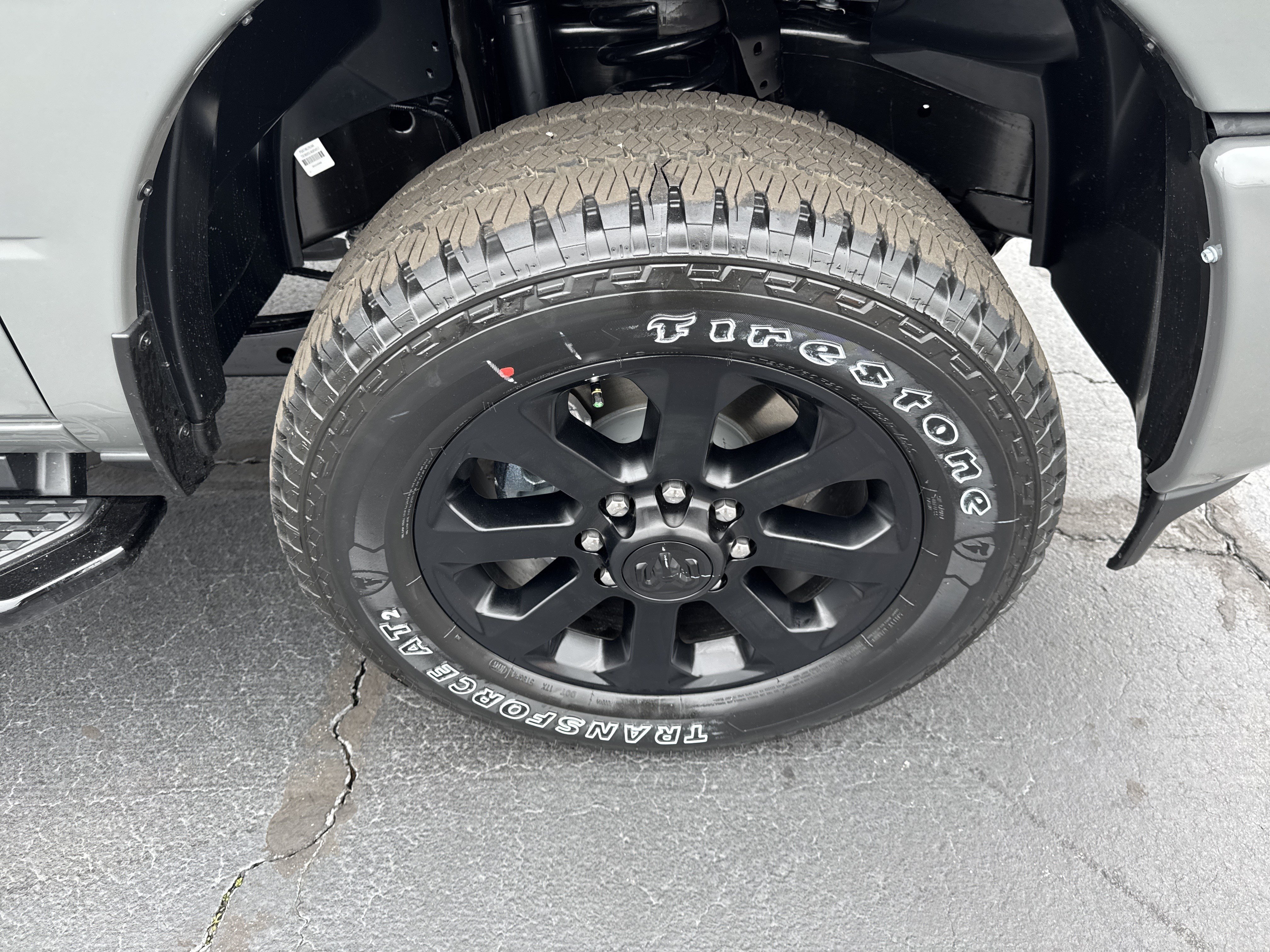 New 2026 RAM 2500 Laramie AWD/4WD image 12