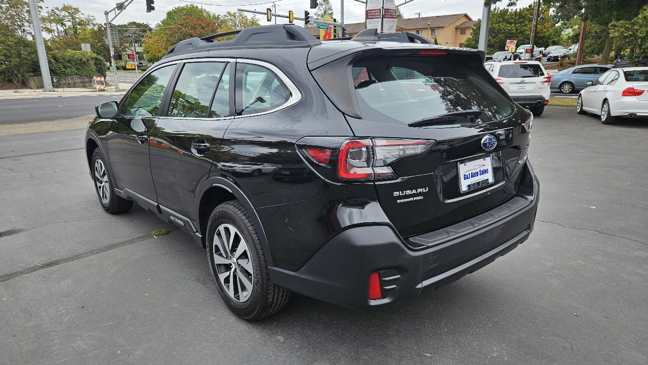 Used 2020 Subaru Outback image 12