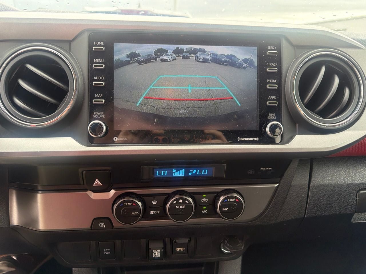 Used 2022 Toyota Tacoma SR5 RWD image 13
