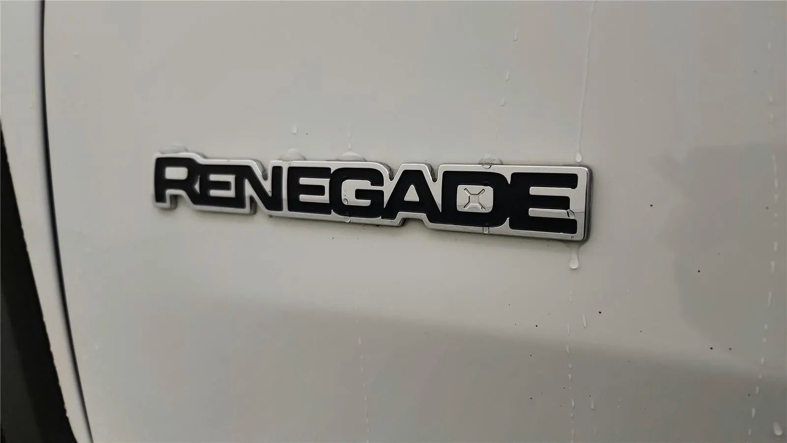 Used 2022 Jeep Renegade Latitude w/ Convenience Group image 17