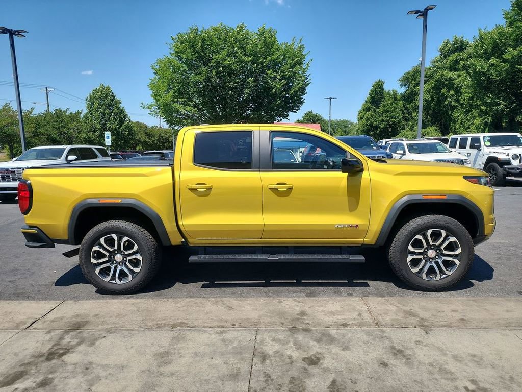 Certified 2023 GMC Canyon AT4 w/ AT4 Premium Package AWD/4WD image 9