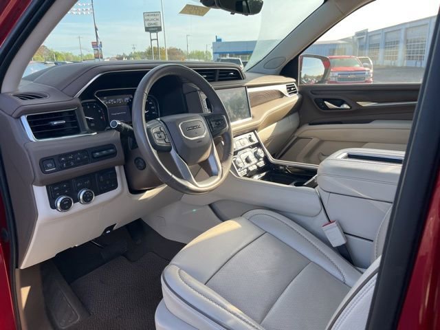 Used 2021 GMC Yukon Denali w/ Denali Ultimate Package image 6