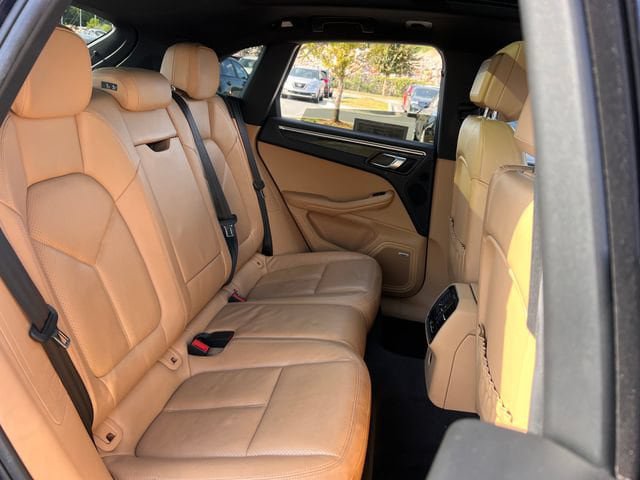 Used 2017 Porsche Macan S AWD/4WD image 27