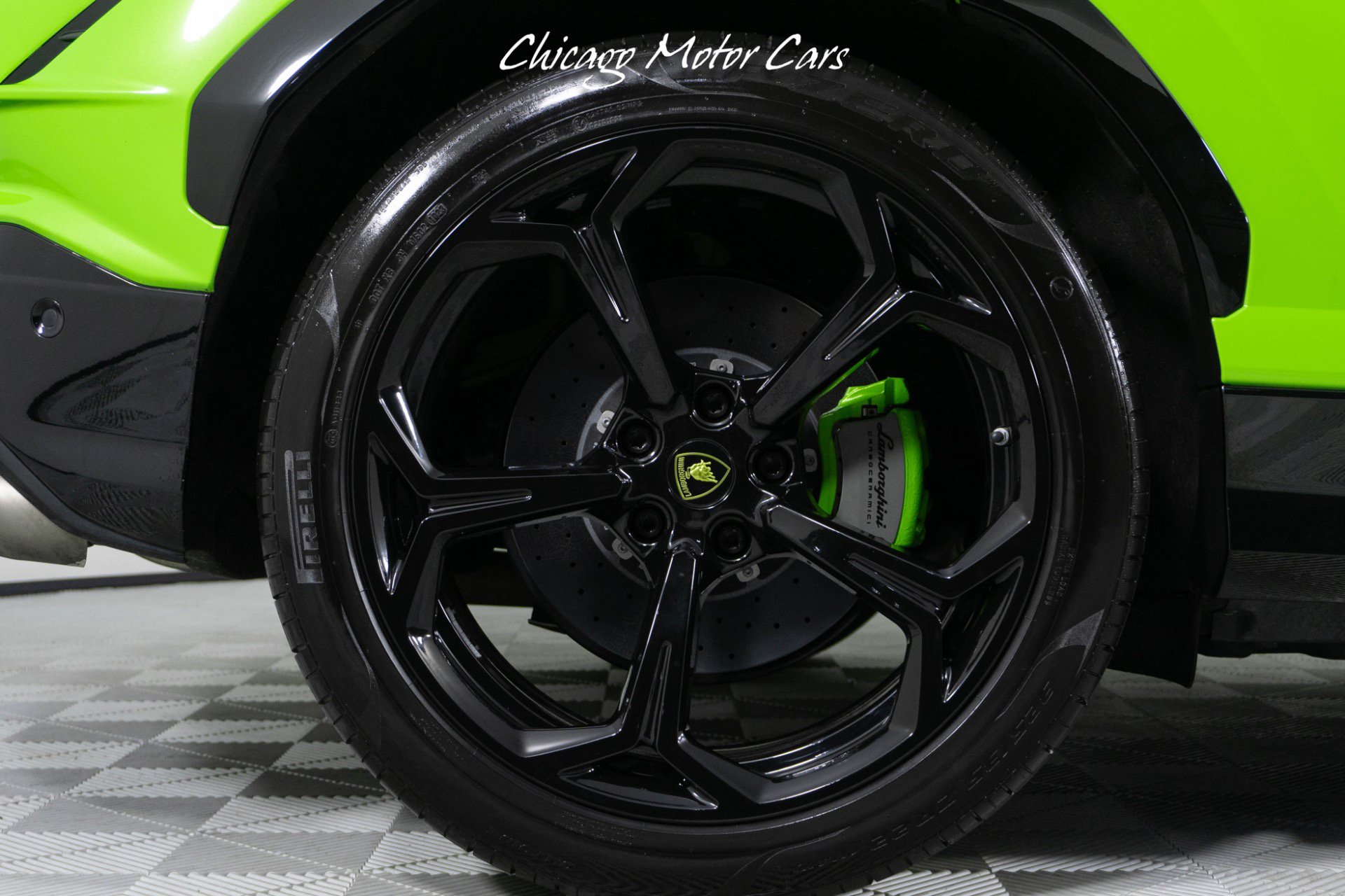 Used 2023 Lamborghini Urus S image 11