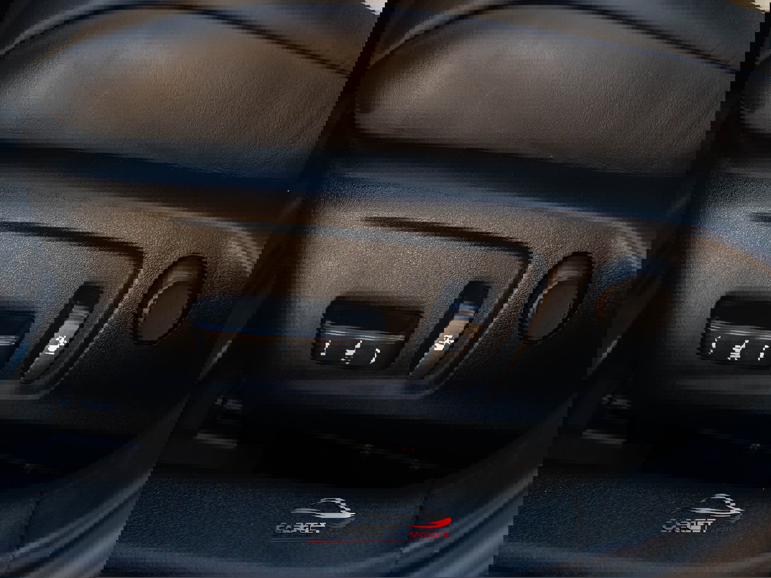 Used 2016 Lexus IS 200t image 40