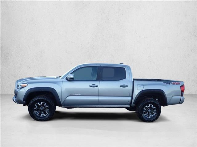 Used 2019 Toyota Tacoma TRD Off-Road w/ Technology Package image 2