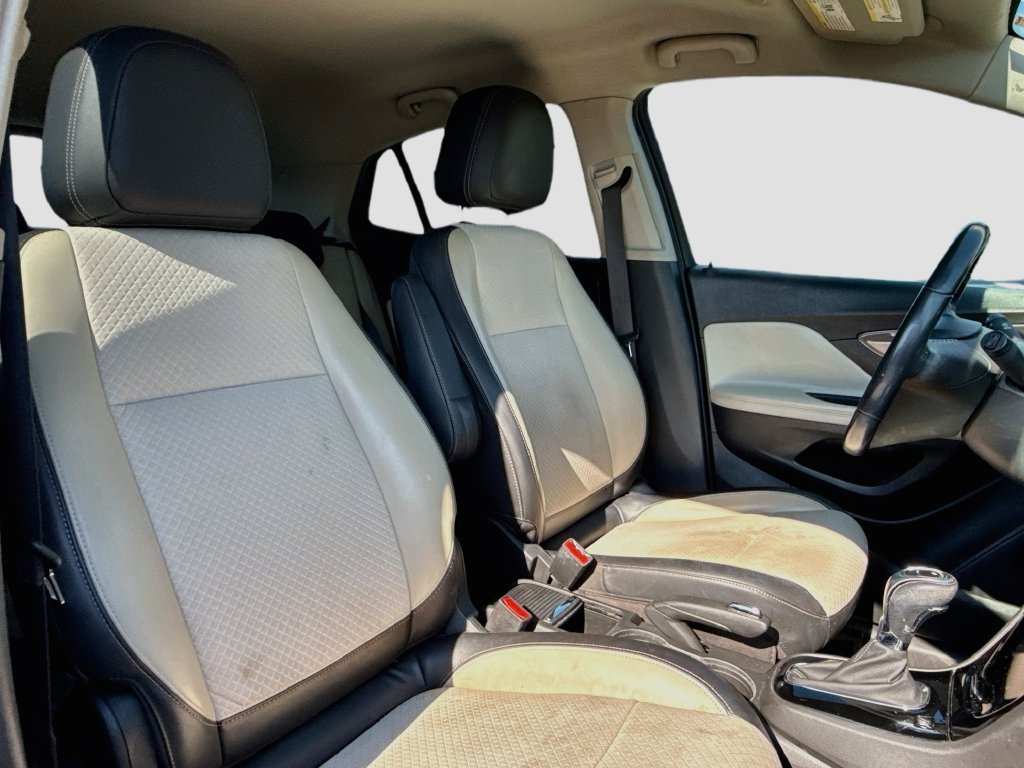 Used 2020 Buick Encore Preferred w/ Safety Package FWD image 35